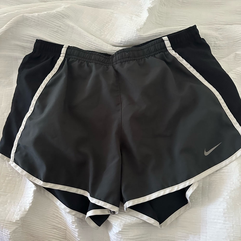 Nike Women's Gray and Black Athletic Shorts